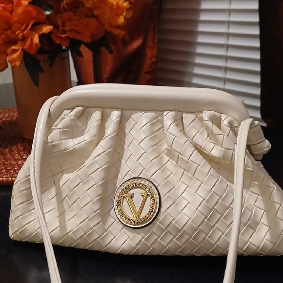 Vera New York Handbags - VERA New York Chic Cream Woven Cross Body with Gold Accent